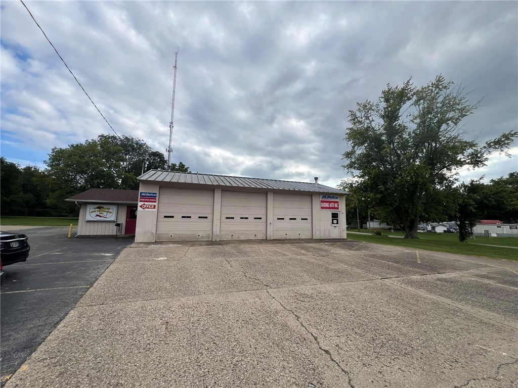 989-995 W Harrison Avenue
