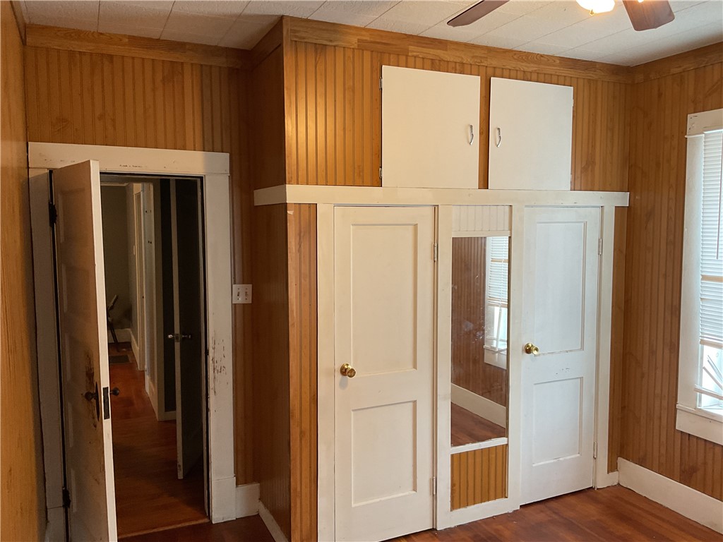 408 1st Street Property Photo 10