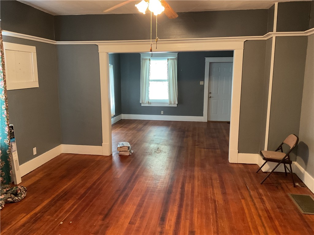 408 1st Street Property Photo 11