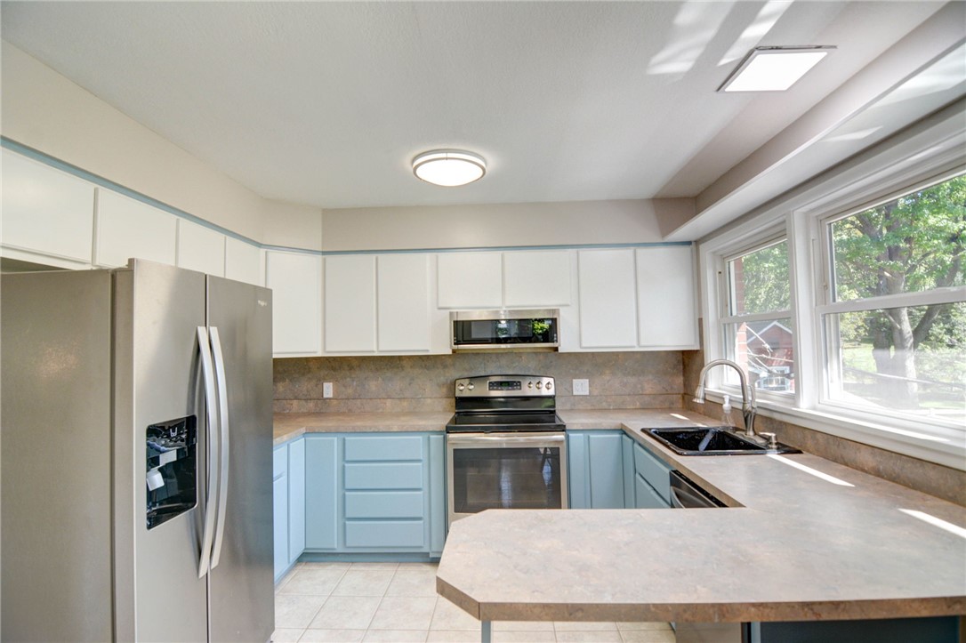 78 Montgomery Place Property Photo 6
