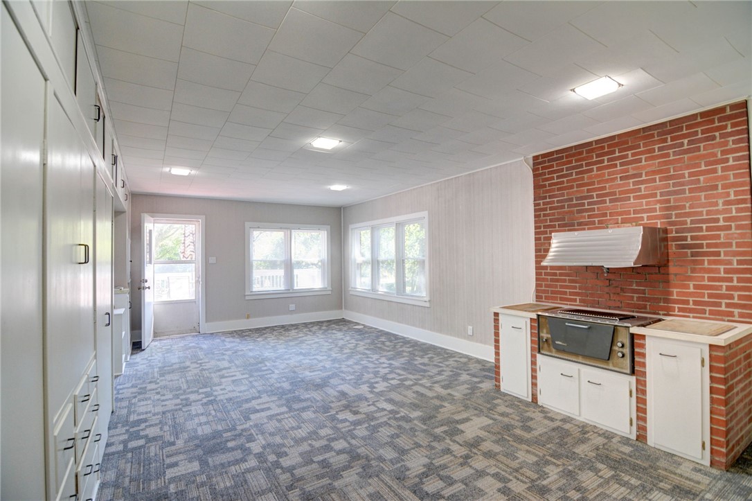 78 Montgomery Place Property Photo 19