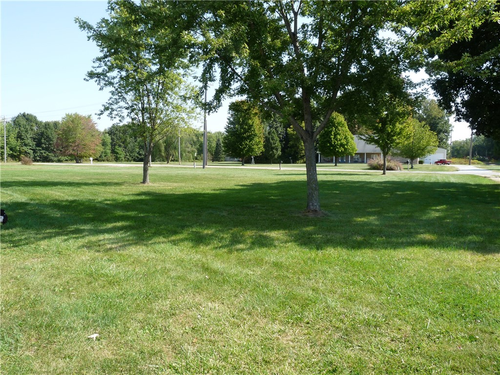 706 N Daisy Lane Property Photo 16