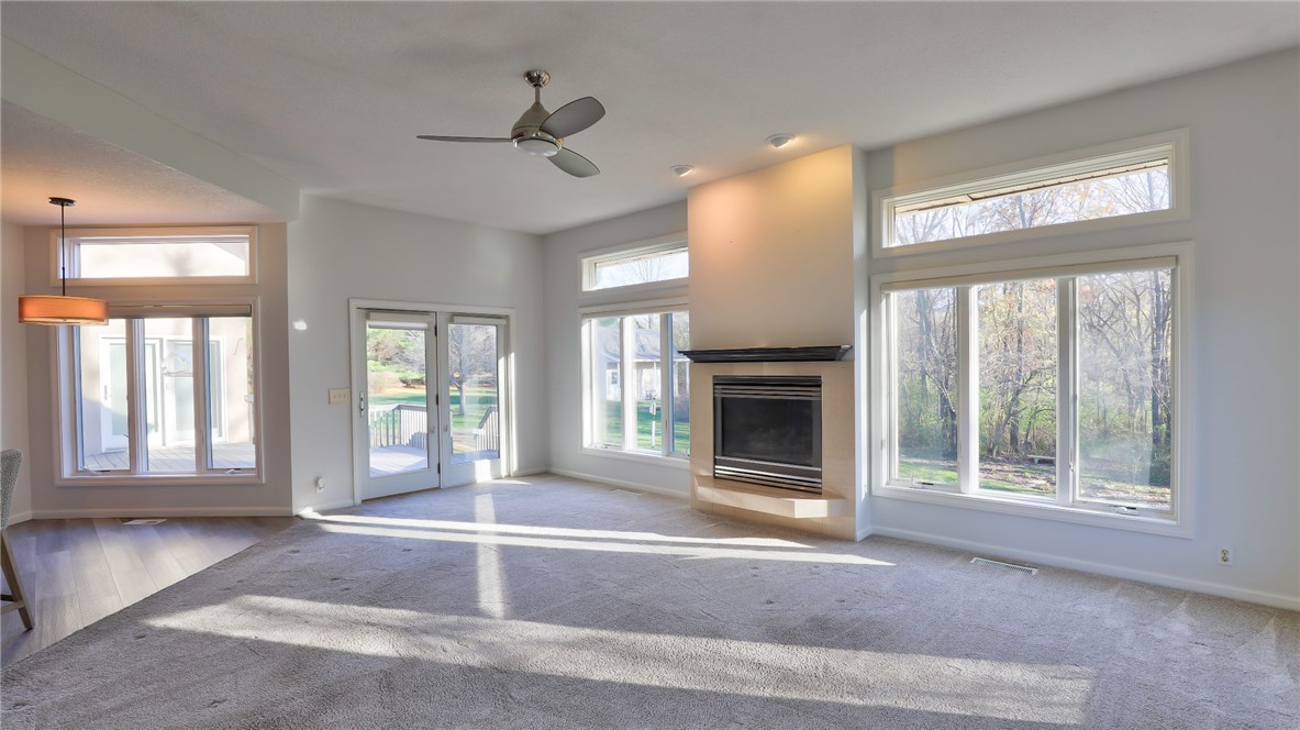 8299 Goodwin Circle Property Photo 7