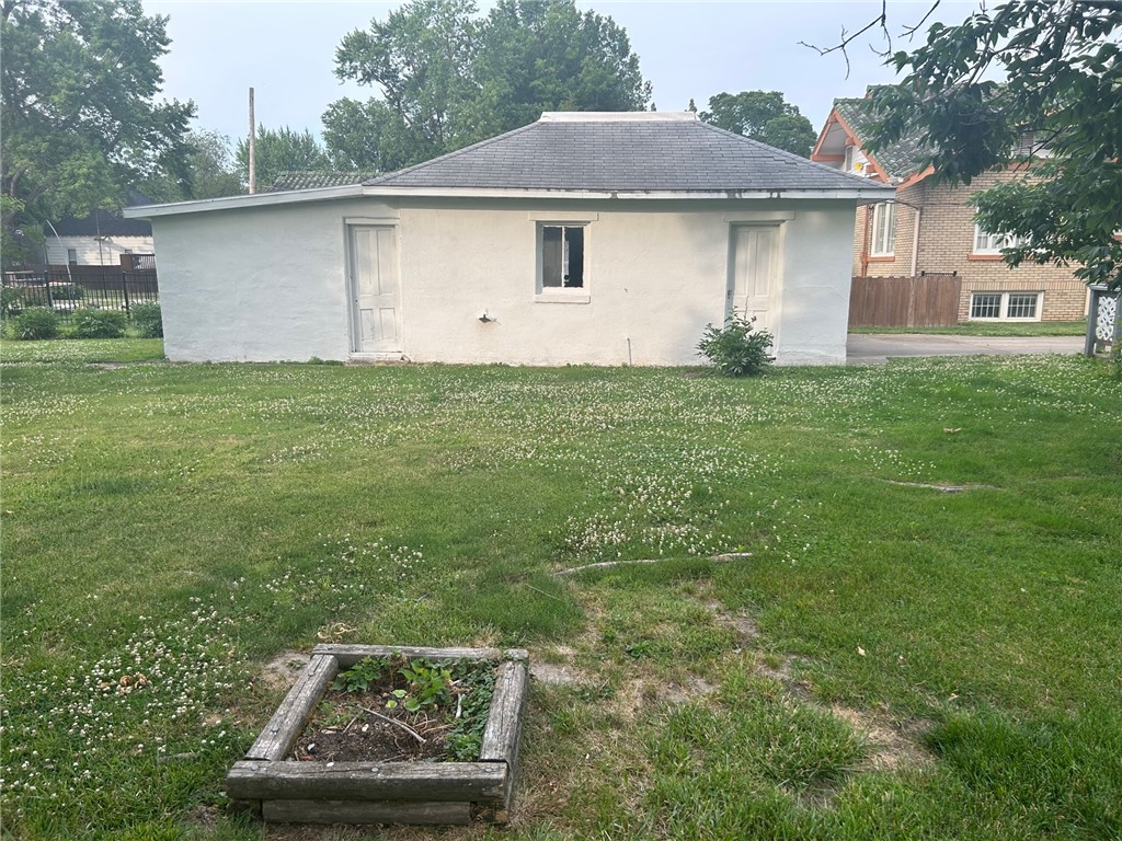 510 E Main Street Property Photo 4