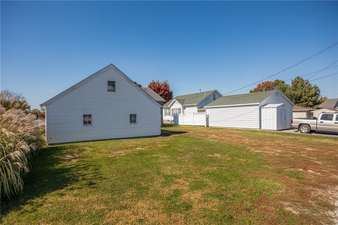 702 2nd Street Property Photo 12