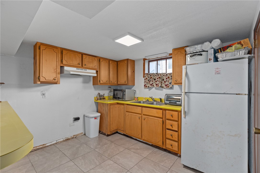 702 2nd Street Property Photo 30