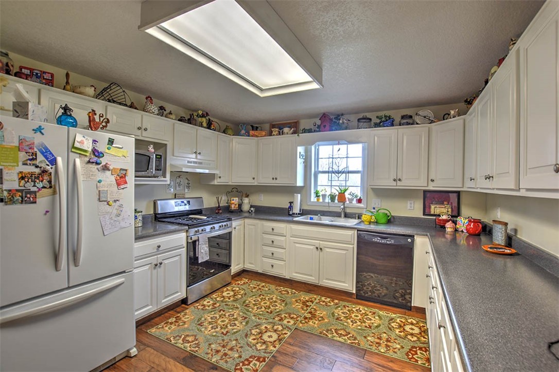 2233 1900 North Road Property Photo 12