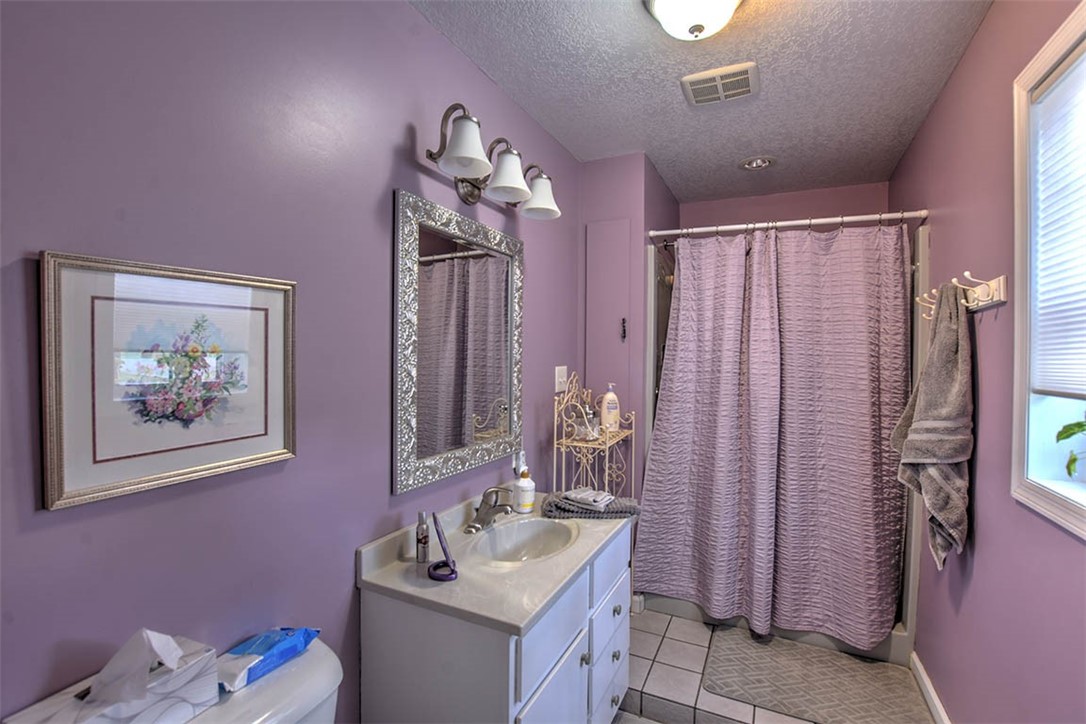 2233 1900 North Road Property Photo 22