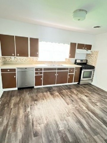 3254 E Fulton Avenue Property Photo 9