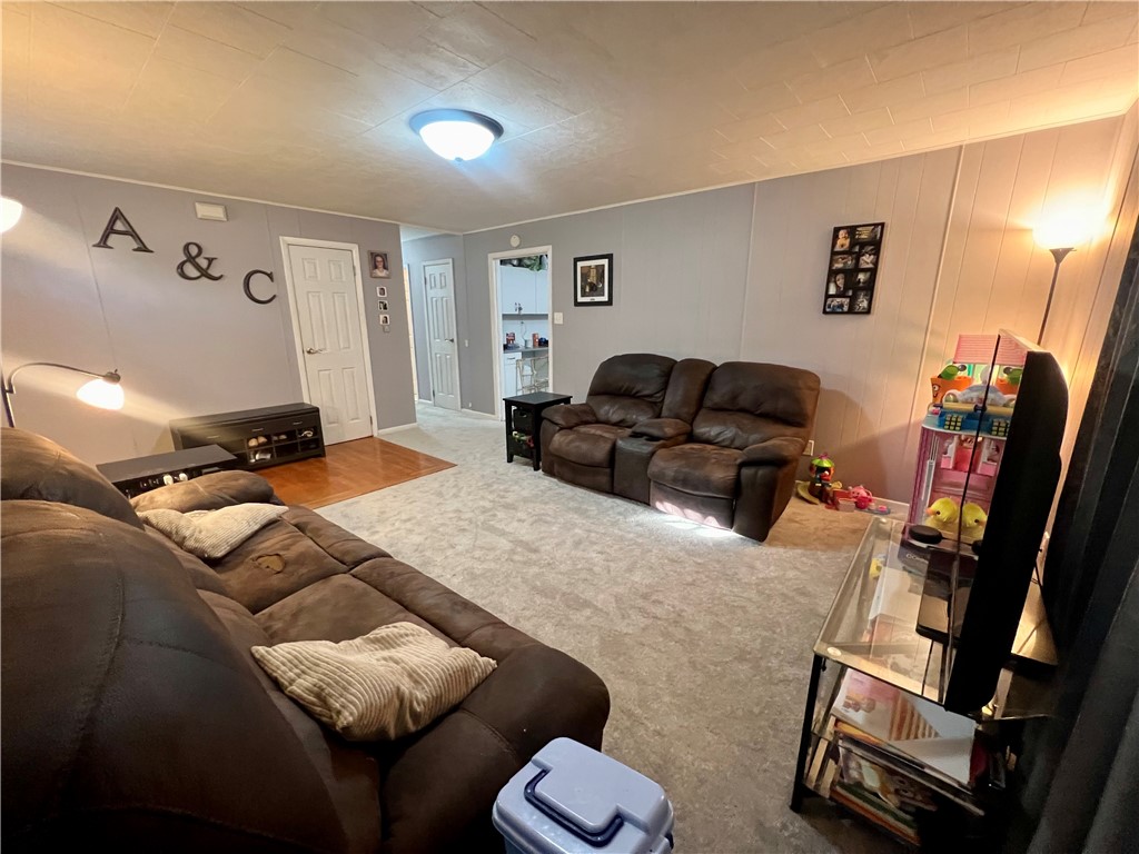 320 Bridgett Street Property Photo 8