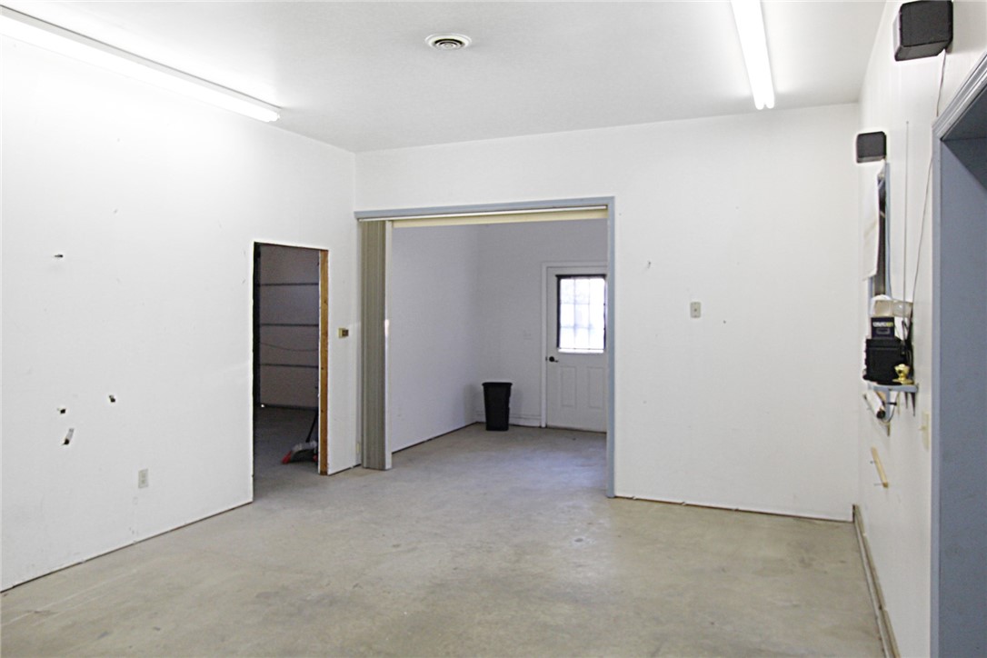 1400 S 3rd Street Property Photo 23