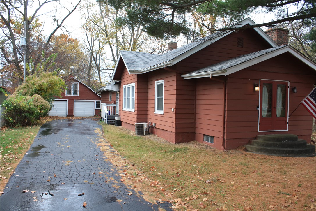 2705 S Taylor Road Property Photo 2