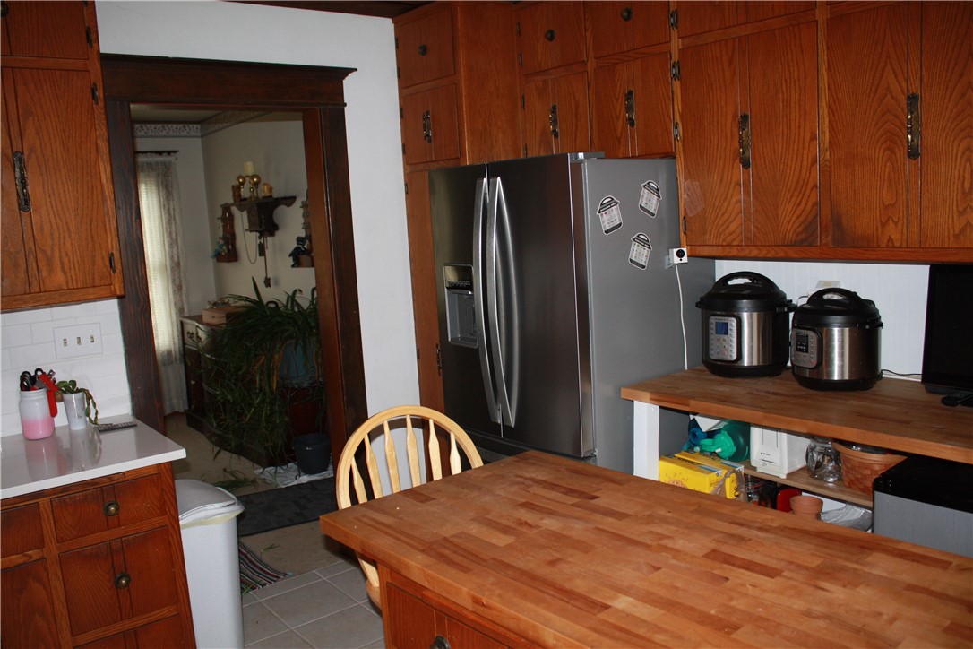 2705 S Taylor Road Property Photo 5