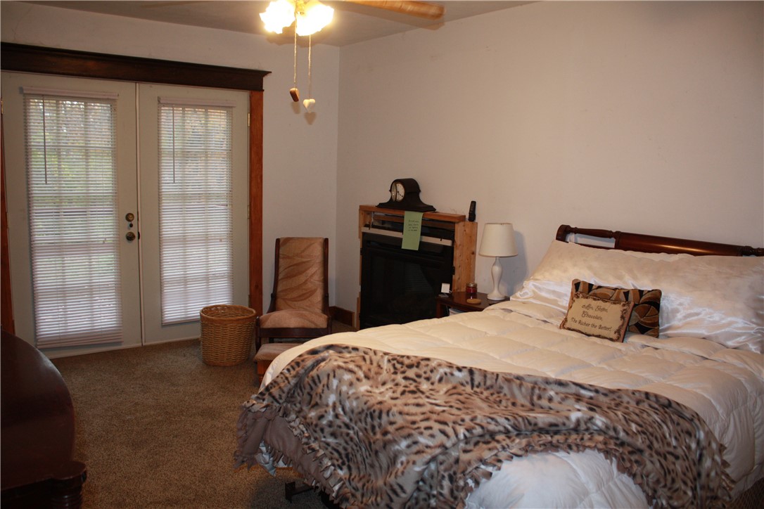 2705 S Taylor Road Property Photo 11