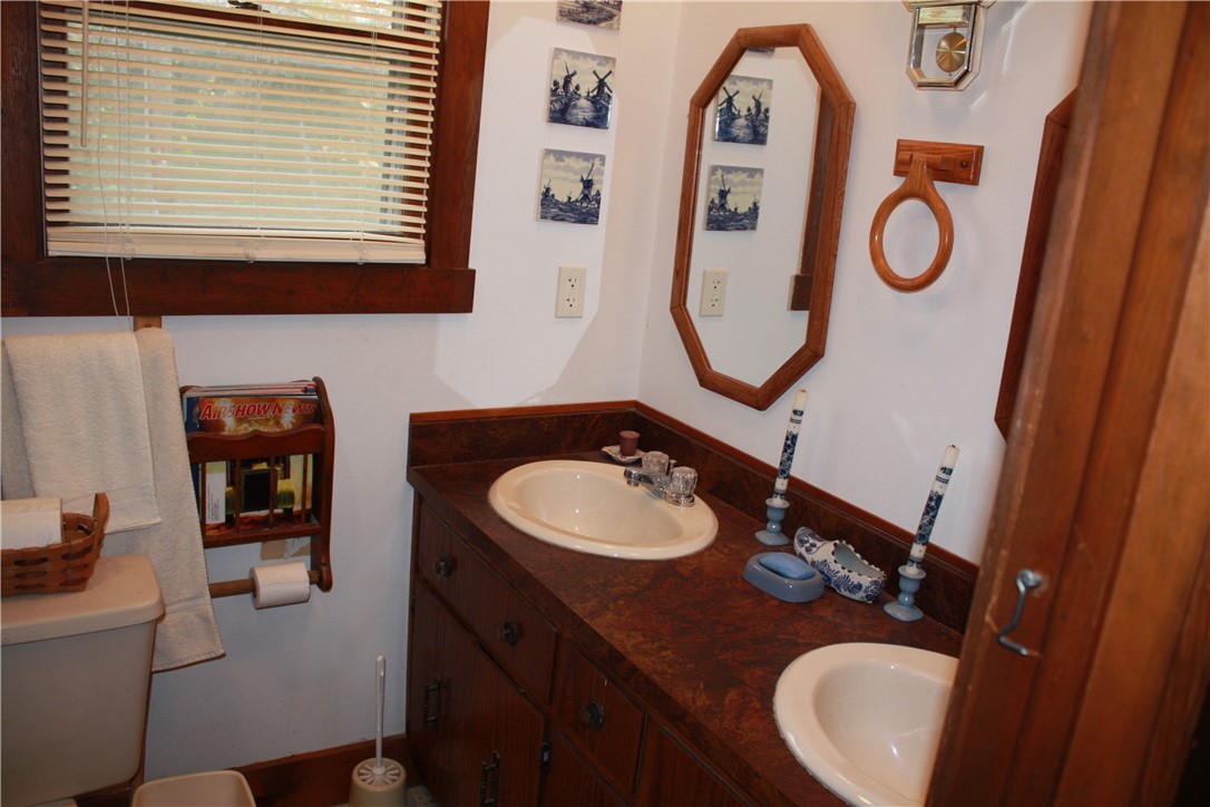 2705 S Taylor Road Property Photo 14