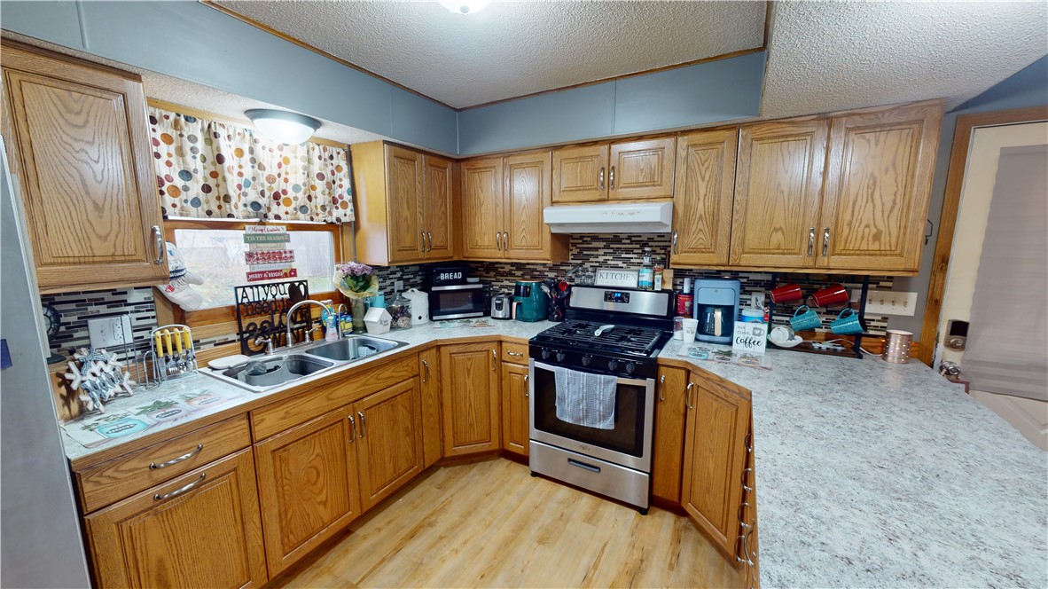205 W Center Street Property Photo 6