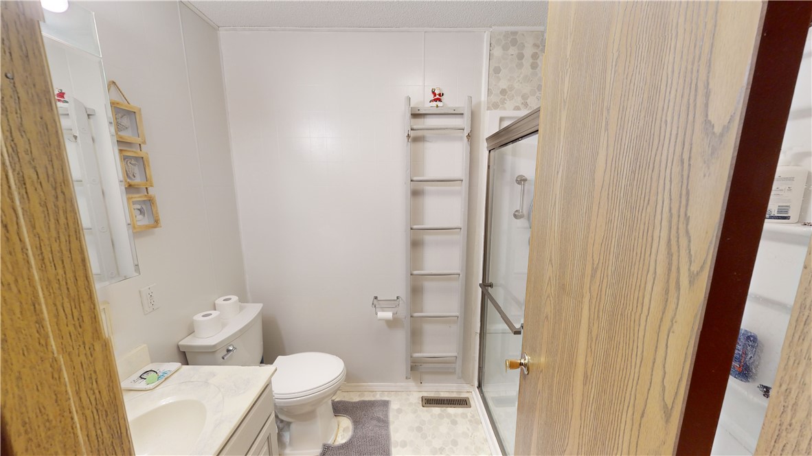 205 W Center Street Property Photo 11