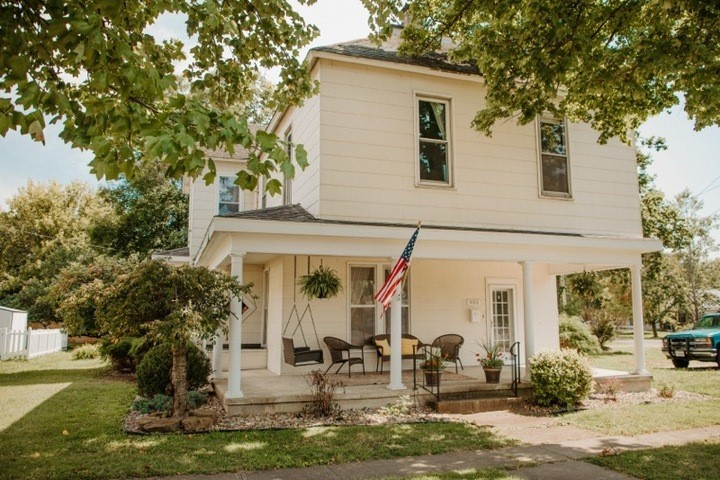 403 Maple Street Property Photo 2
