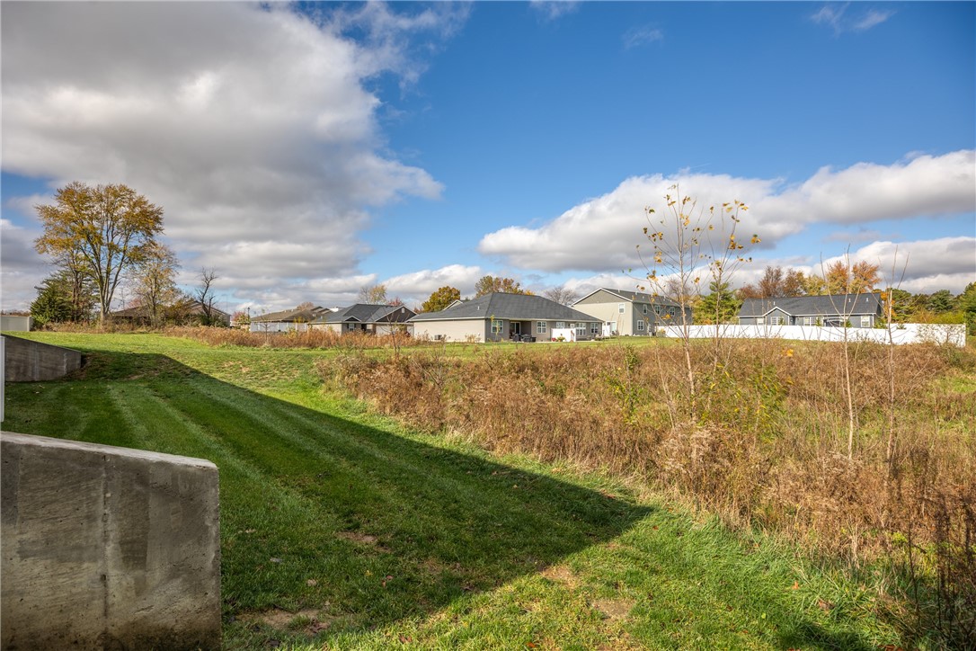 112 E Blohm Avenue Property Photo 6