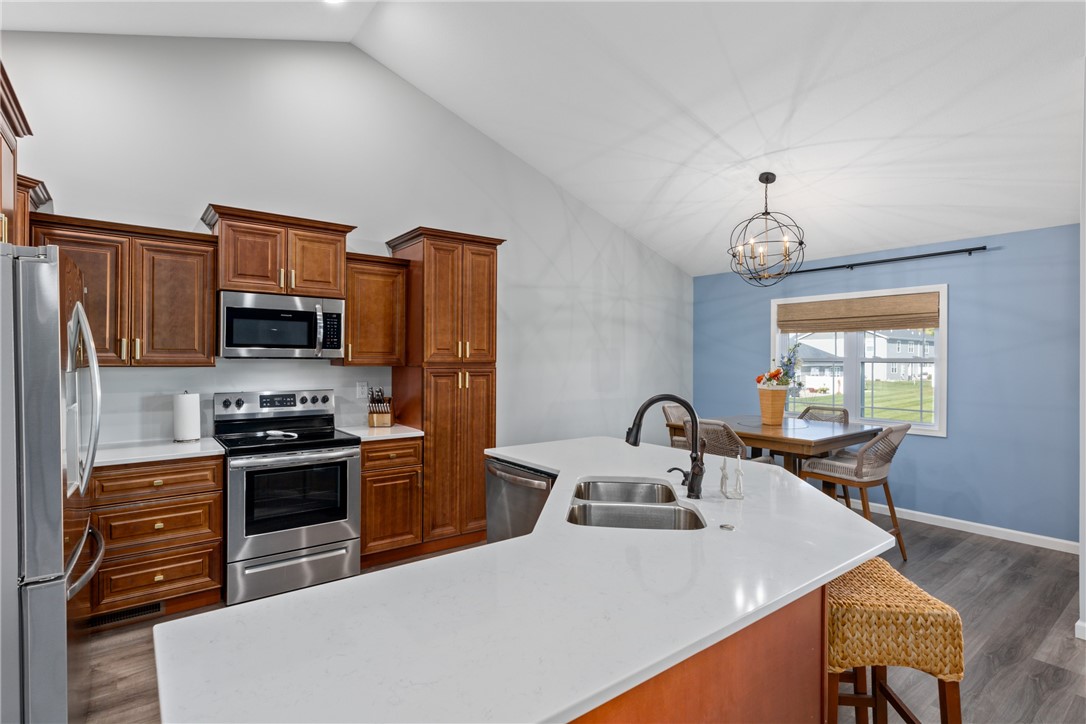 112 E Blohm Avenue Property Photo 16