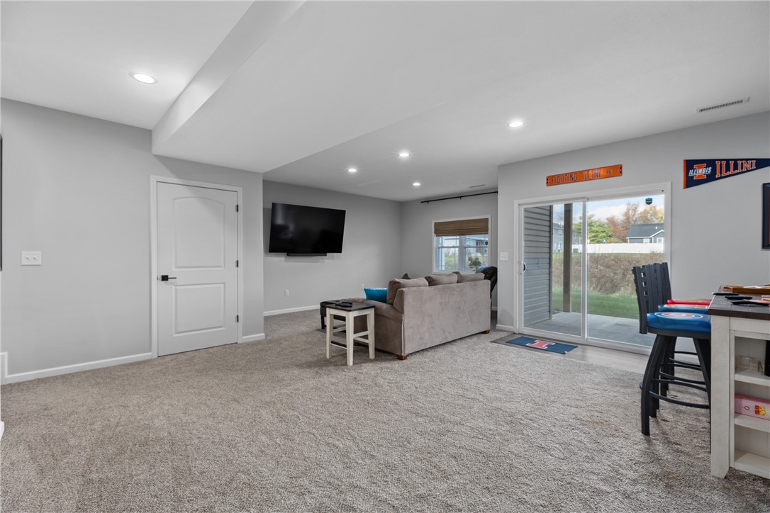 112 E Blohm Avenue Property Photo 29