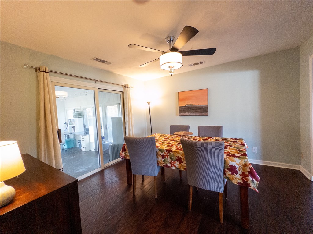1302 Golf Terrace Street Property Photo 9
