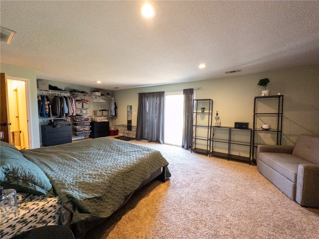 1302 Golf Terrace Street Property Photo 18