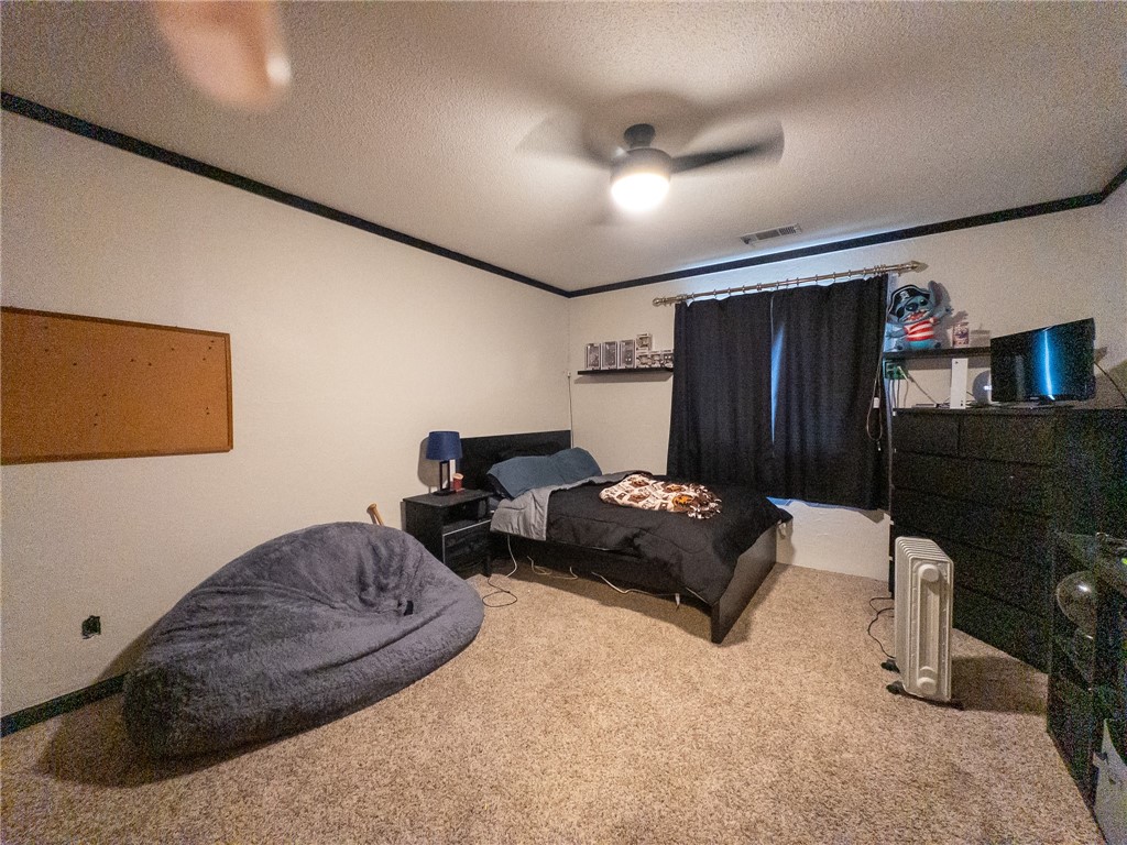 1302 Golf Terrace Street Property Photo 23