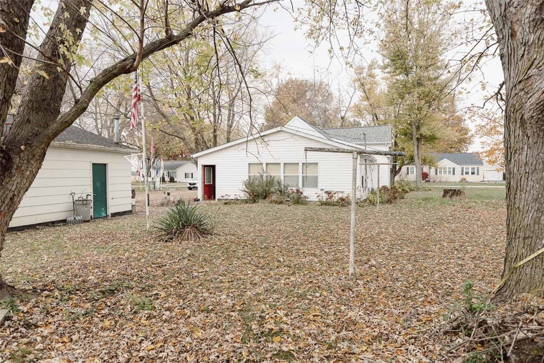 317 Madison Street Property Photo 6