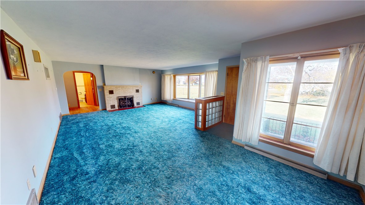 2805 E 300 North Road Property Photo 3