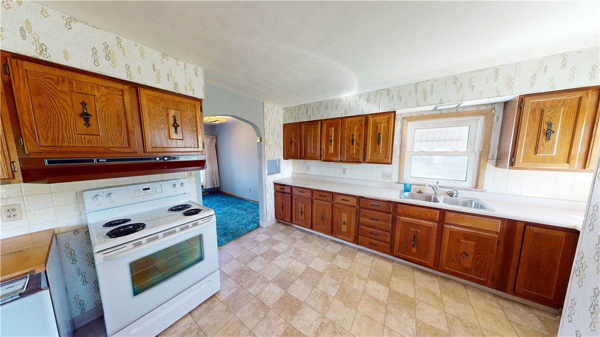 2805 E 300 North Road Property Photo 7