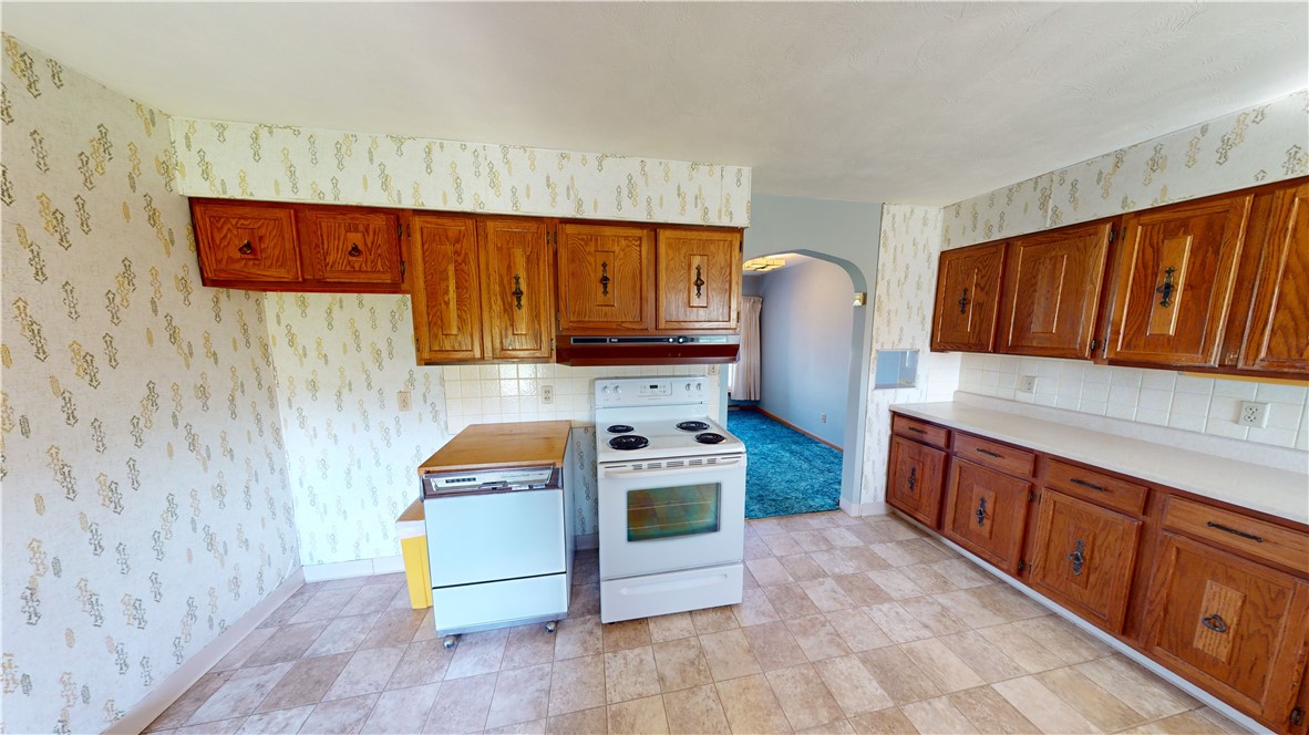 2805 E 300 North Road Property Photo 8