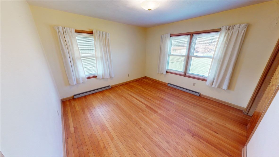 2805 E 300 North Road Property Photo 9