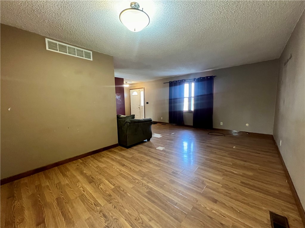 1745 Moundford Court Property Photo 6