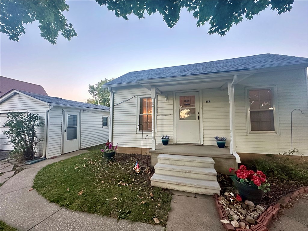 112 S Alexander Street Property Photo