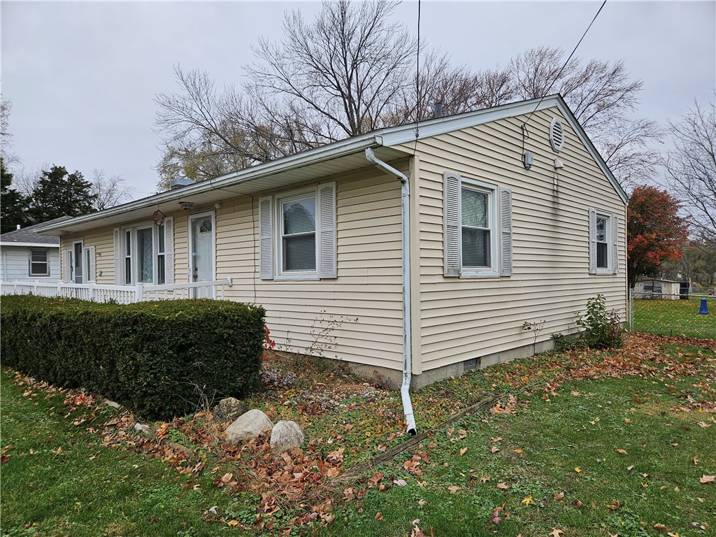 5 N Cloyds Drive Property Photo 2