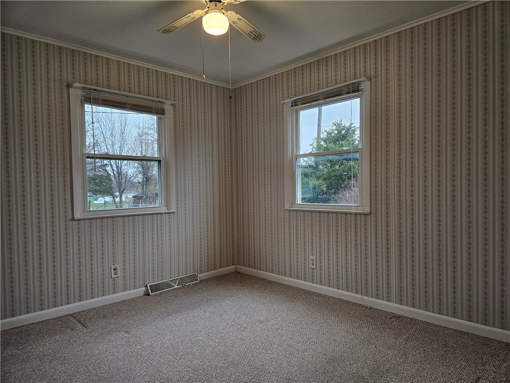 5 N Cloyds Drive Property Photo 7