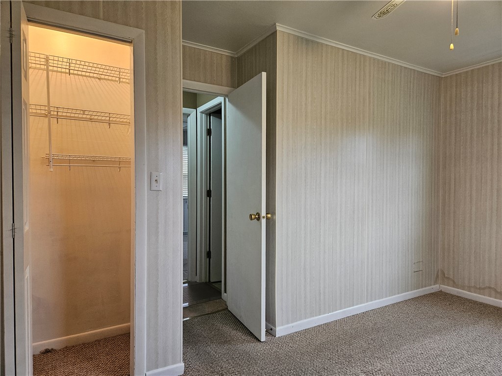 5 N Cloyds Drive Property Photo 12