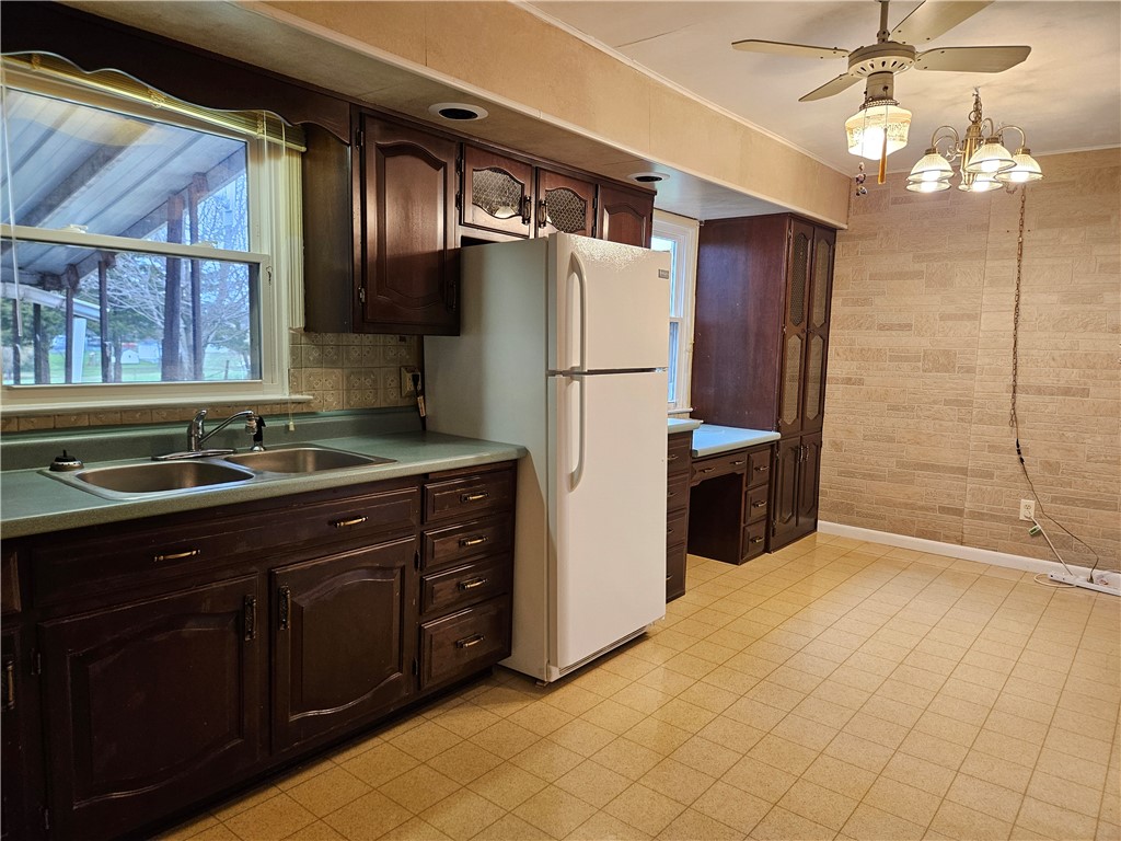 5 N Cloyds Drive Property Photo 16
