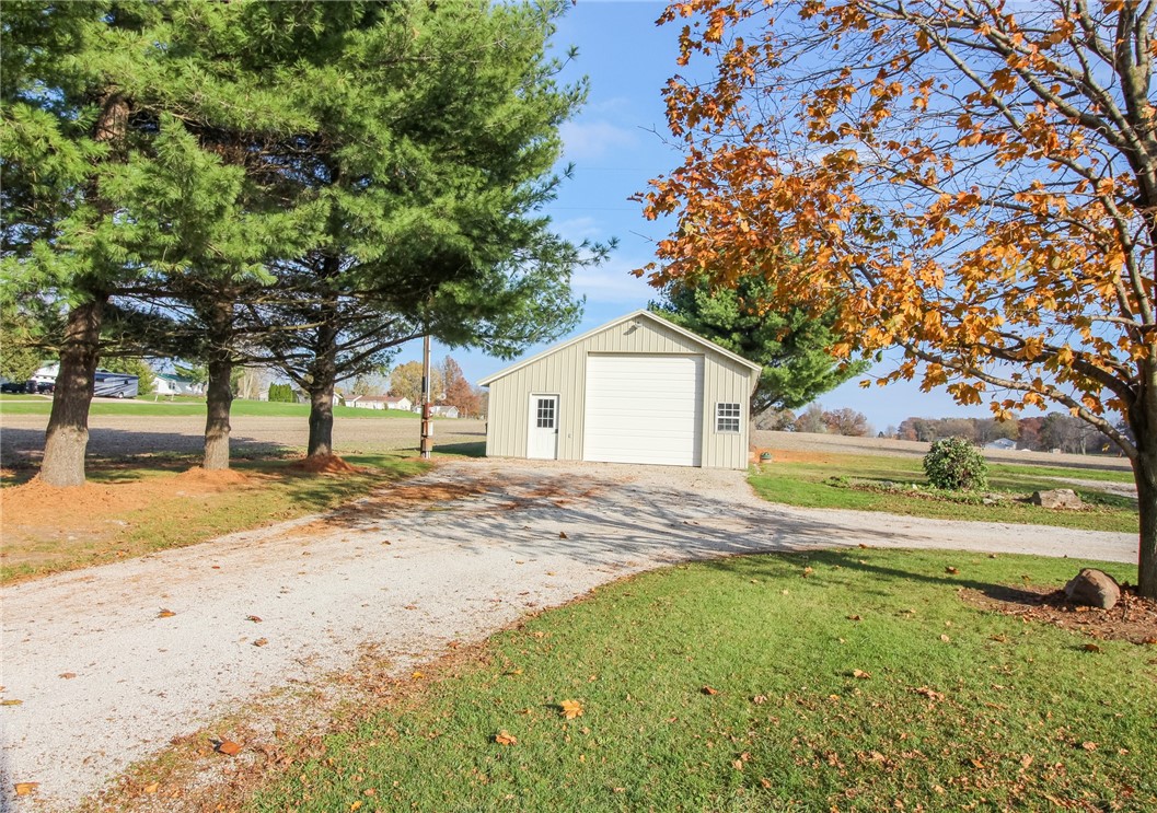 2376 County Road 190e Property Photo 3