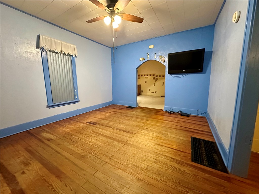 320 Parrish Street Property Photo 6