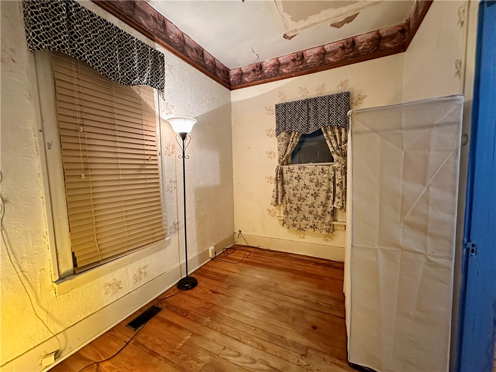 320 Parrish Street Property Photo 15