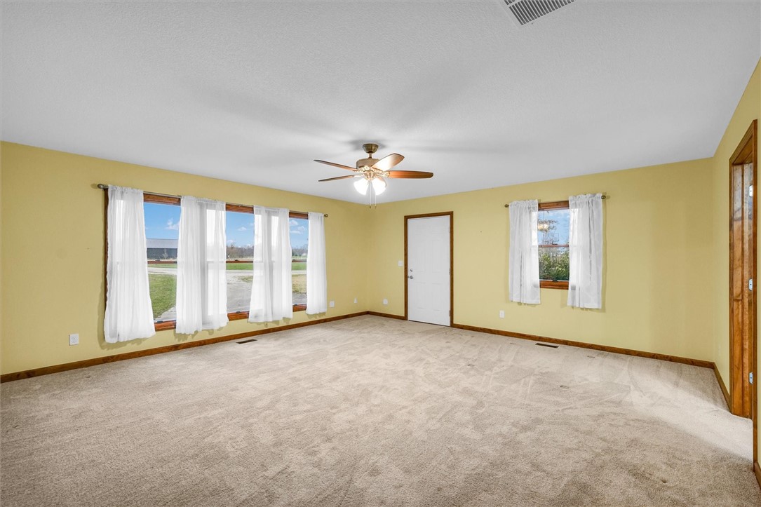 6 Grandview Heights Property Photo 16