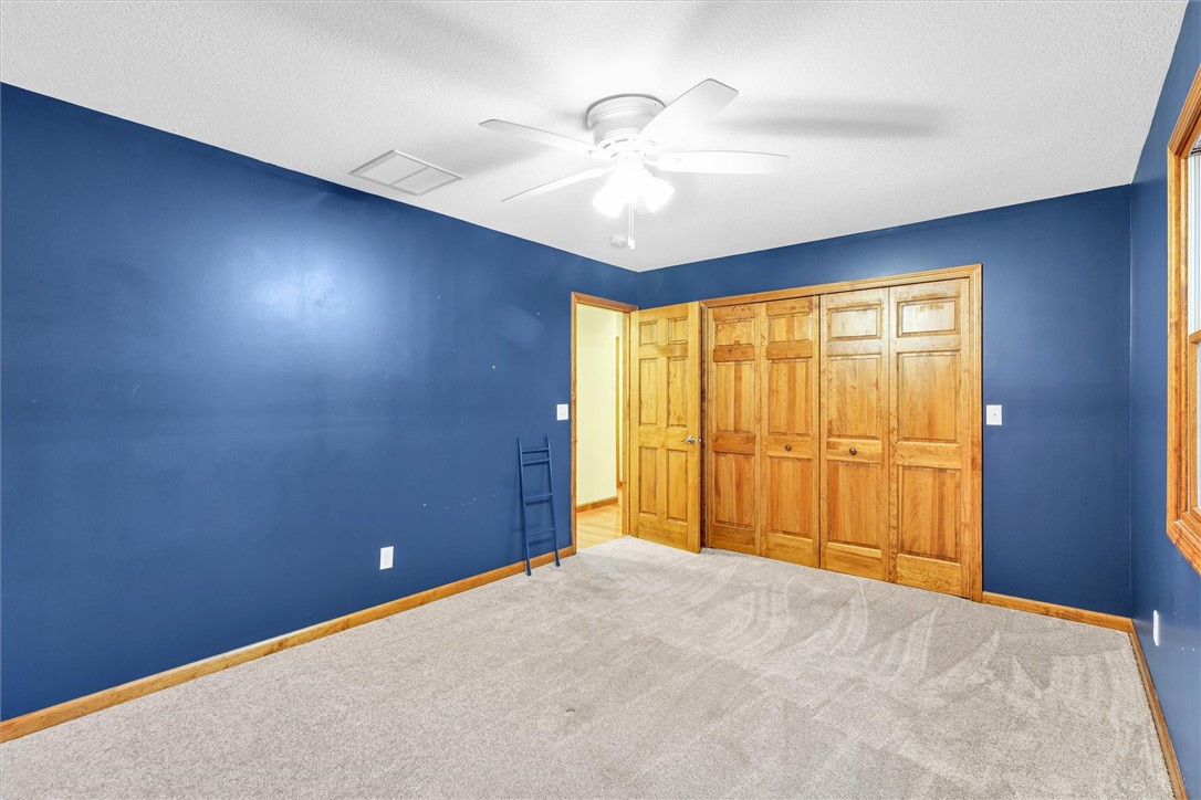 6 Grandview Heights Property Photo 22