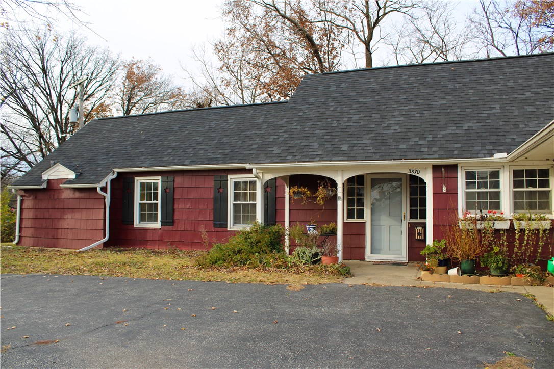 3870 Park Lane Property Photo 4