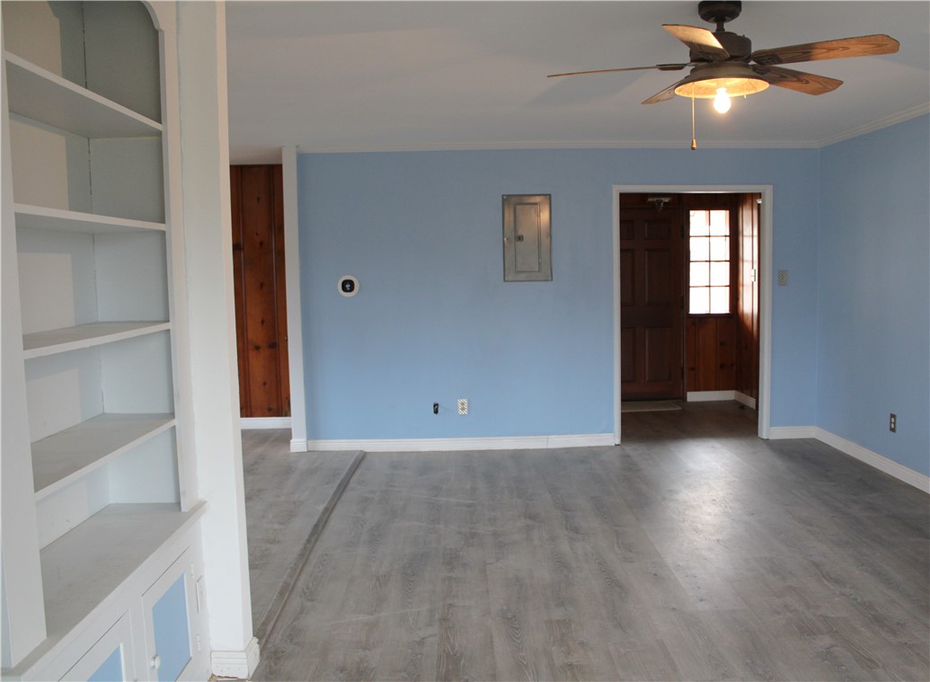 3870 Park Lane Property Photo 11