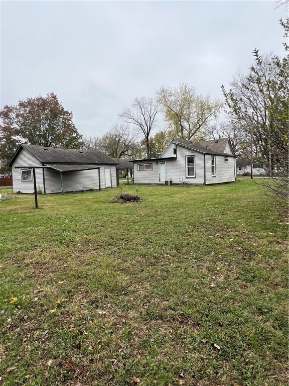 1010 S Jones Street Property Photo 24
