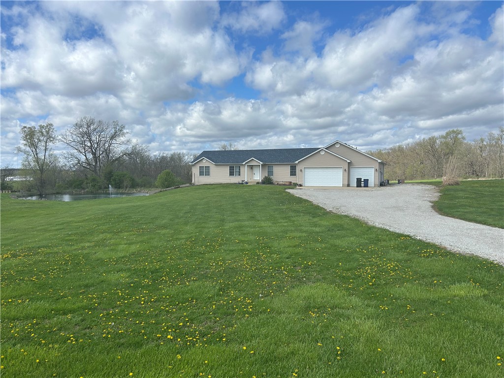 9022 Sheets Road Property Photo