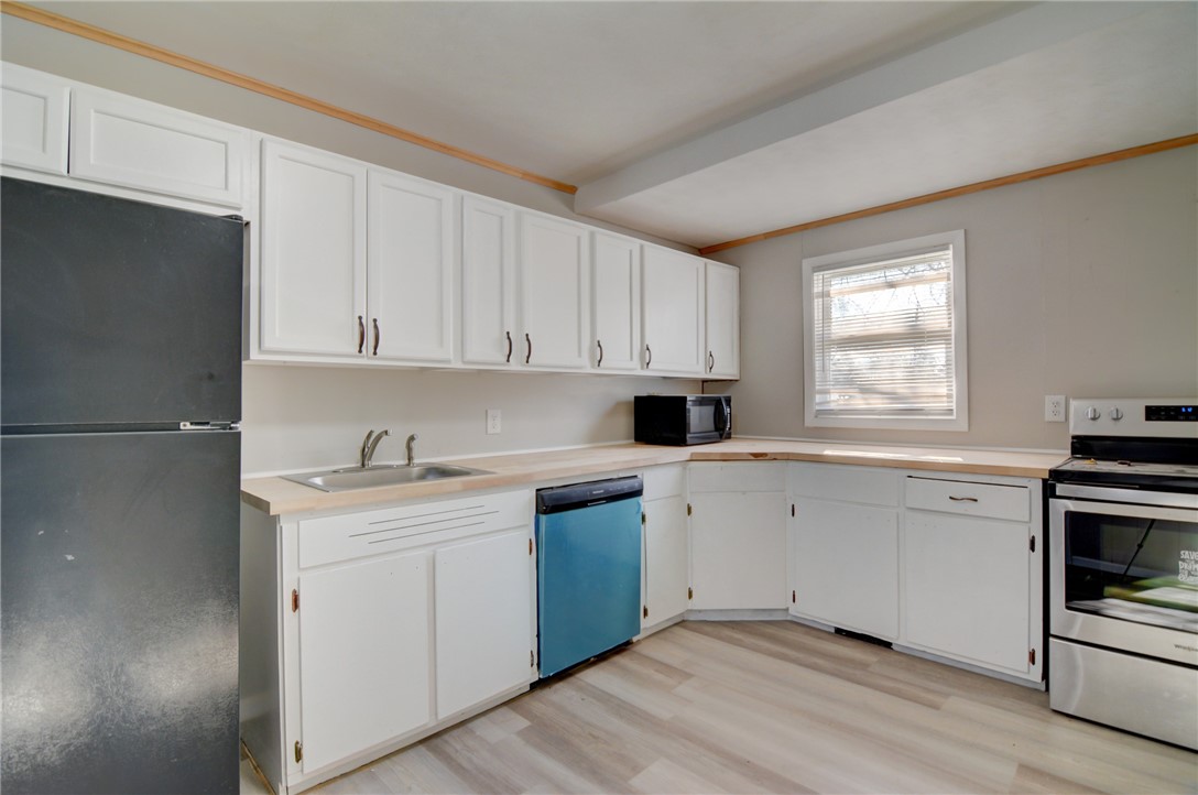 177 Montgomery Street Property Photo 9