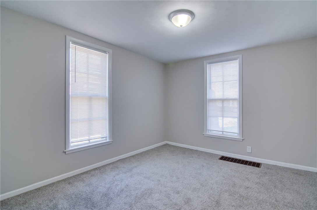 177 Montgomery Street Property Photo 13